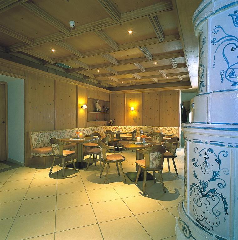 Hotel Eccher 3 Stelle Superior Mezzana  Eksteriør bilde